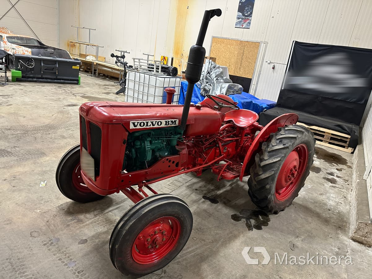 Veterantraktor Volvo BM 320 - טרקטור חקלאי: תמונה 3 Veterantraktor Volvo BM 320 - טרקטור חקלאי: תמונה 3