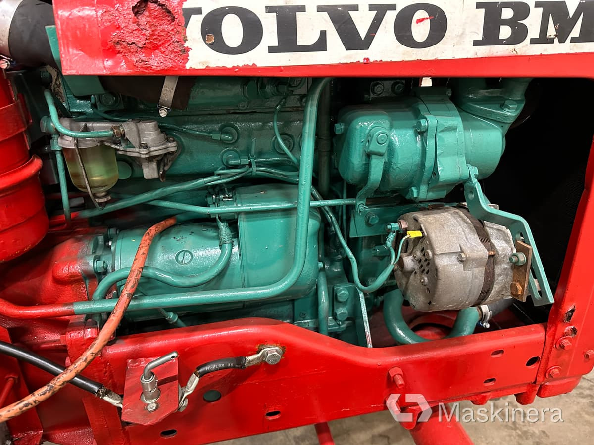 הַחכָּרָה  Veterantraktor Volvo BM 320 Veterantraktor Volvo BM 320: תמונה 40