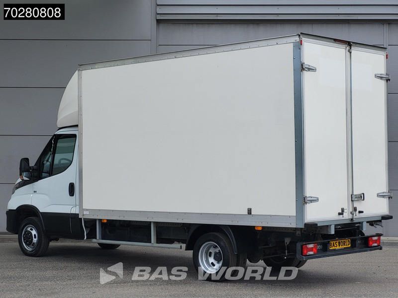 Iveco Daily 35C14 Bakwagen Achterdeuren Dubbellucht Airco Cruise Euro6 Meubelbak Koffer Airco Cruise control - כלי רכב מסחרי עם תיבה: תמונה 2 Iveco Daily 35C14 Bakwagen Achterdeuren Dubbellucht Airco Cruise Euro6 Meubelbak Koffer Airco Cruise control - כלי רכב מסחרי עם תיבה: תמונה 2