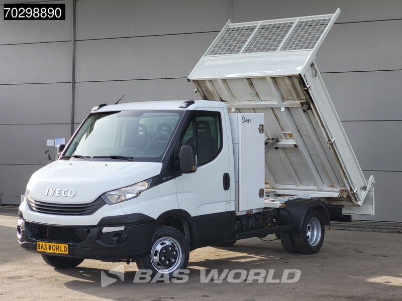 Iveco Daily 35C15 3.0L Kipper met Kist Dubbellucht 3,5t Trekhaak 150PK Airco Euro6 Tipper Benne Kieper Airco Trekhaak Cruise control - כלי רכב מסחרי מזהיר: תמונה 2 Iveco Daily 35C15 3.0L Kipper met Kist Dubbellucht 3,5t Trekhaak 150PK Airco Euro6 Tipper Benne Kieper Airco Trekhaak Cruise control - כלי רכב מסחרי מזהיר: תמונה 2