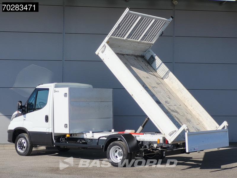 Iveco Daily 35C16 3.0L Kipper met Kist Dubbellucht 3,5t Trekhaak Airco Cruise Euro6 Tipper Benne Kieper 2m3 Airco Trekhaak Cruise control - כלי רכב מסחרי מזהיר: תמונה 2 Iveco Daily 35C16 3.0L Kipper met Kist Dubbellucht 3,5t Trekhaak Airco Cruise Euro6 Tipper Benne Kieper 2m3 Airco Trekhaak Cruise control - כלי רכב מסחרי מזהיר: תמונה 2