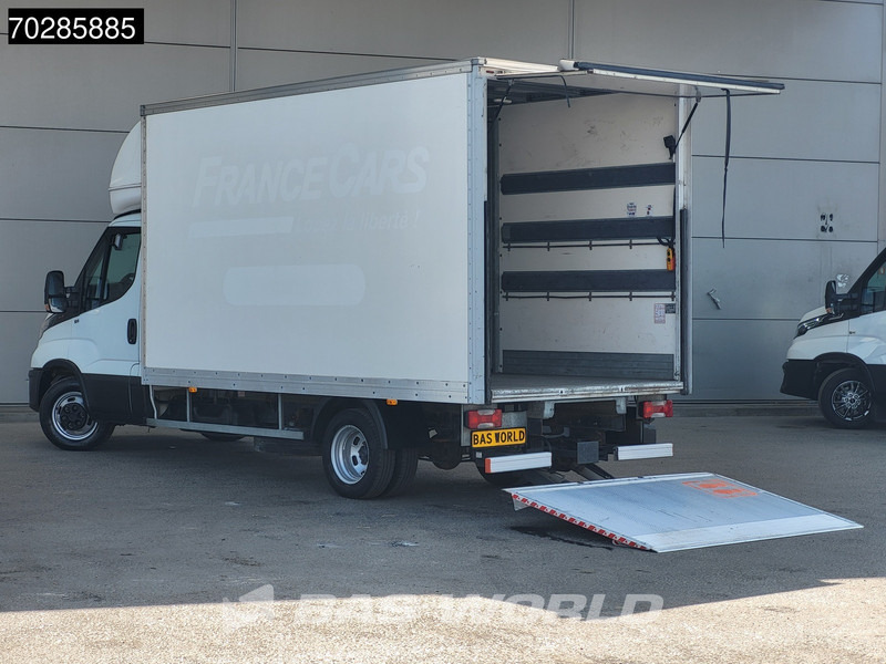 Iveco Daily 35C16 3.0L Laadklep Zijdeur Bakwagen Airco Cruise Euro6 Meubelbak Koffer 20m3 Airco Cruise control - כלי רכב מסחרי עם תיבה: תמונה 2 Iveco Daily 35C16 3.0L Laadklep Zijdeur Bakwagen Airco Cruise Euro6 Meubelbak Koffer 20m3 Airco Cruise control - כלי רכב מסחרי עם תיבה: תמונה 2