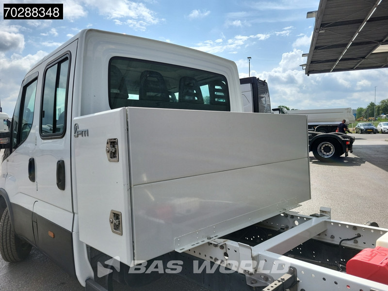 כלי רכב מסחרי במיטה שטוחה Iveco Daily 35C16 3.0L Open Laadbak met Kist Dubbel Cabine Dubbellucht 3,5t Trekhaak Airco Cruise Euro6 Pritsche Pickup Open Box Airco Trekh: תמונה 8 כלי רכב מסחרי במיטה שטוחה Iveco Daily 35C16 3.0L Open Laadbak met Kist Dubbel Cabine Dubbellucht 3,5t Trekhaak Airco Cruise Euro6 Pritsche Pickup Open Box Airco Trekh: תמונה 8