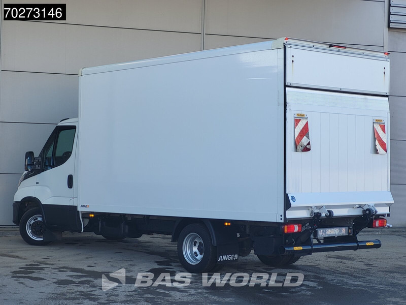 Iveco Daily 35C16 Automaat Laadklep Bakwagen Airco Camera Dubbellucht Meubelbak Koffer 19m3 Airco - כלי רכב מסחרי עם תיבה: תמונה 2 Iveco Daily 35C16 Automaat Laadklep Bakwagen Airco Camera Dubbellucht Meubelbak Koffer 19m3 Airco - כלי רכב מסחרי עם תיבה: תמונה 2