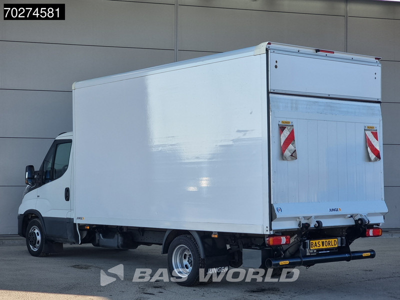 Iveco Daily 35C16 Automaat Laadklep Bakwagen Airco Camera Dubbellucht Meubelbak Koffer 19m3 Airco - כלי רכב מסחרי עם תיבה: תמונה 2 Iveco Daily 35C16 Automaat Laadklep Bakwagen Airco Camera Dubbellucht Meubelbak Koffer 19m3 Airco - כלי רכב מסחרי עם תיבה: תמונה 2
