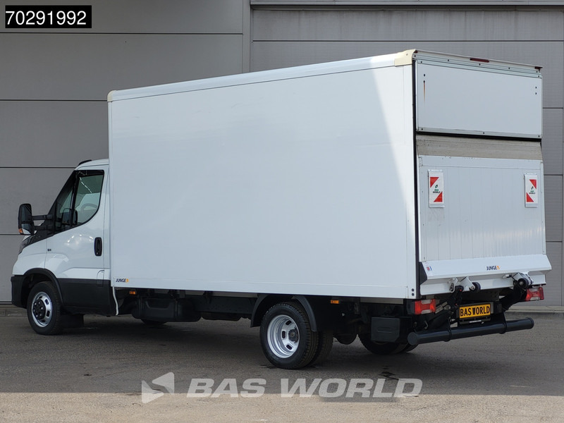 Iveco Daily 35C16 Laadklep Bakwagen Dubbellucht Airco Euro6 Meubelbak Koffer 20m3 Airco - כלי רכב מסחרי עם תיבה: תמונה 2 Iveco Daily 35C16 Laadklep Bakwagen Dubbellucht Airco Euro6 Meubelbak Koffer 20m3 Airco - כלי רכב מסחרי עם תיבה: תמונה 2