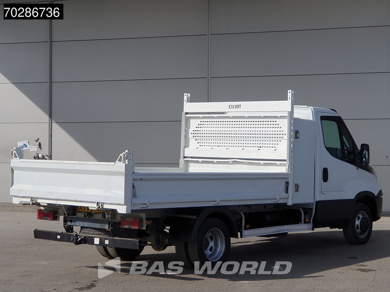 Iveco Daily 35C18 3.0L Automaat Kipper met Kist Dubbellucht 3,5t Trekhaak Airco Euro6 Tipper Kieper Benne 2m3 Airco Trekhaak Cruise control - כלי רכב מסחרי מזהיר: תמונה 5 Iveco Daily 35C18 3.0L Automaat Kipper met Kist Dubbellucht 3,5t Trekhaak Airco Euro6 Tipper Kieper Benne 2m3 Airco Trekhaak Cruise control - כלי רכב מסחרי מזהיר: תמונה 5