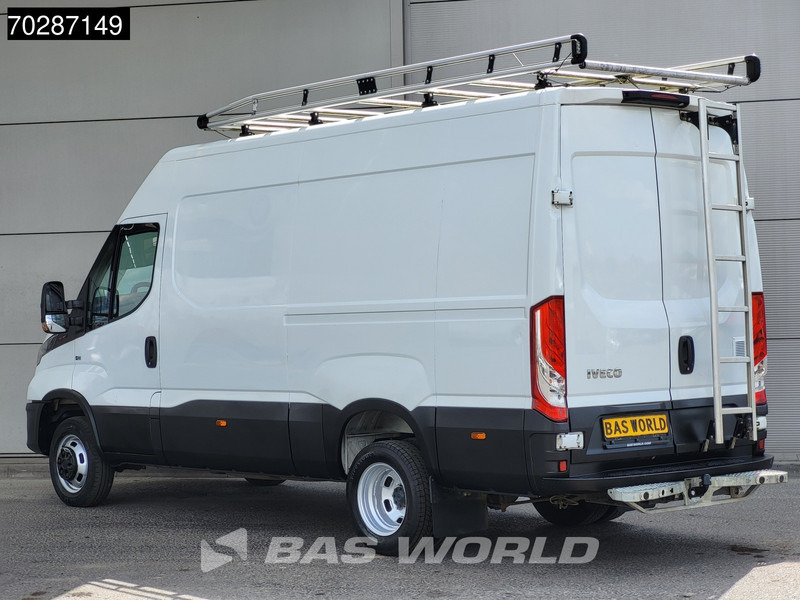 Iveco Daily 35C18 3.0L Dubbellucht L2H2 3,5t Trekhaak Navi Airco Cruise Camera Imperiaal Euro6 L2 12m3 Airco Trekhaak Cruise control - כלי רכב מסחרי עם לוח: תמונה 2 Iveco Daily 35C18 3.0L Dubbellucht L2H2 3,5t Trekhaak Navi Airco Cruise Camera Imperiaal Euro6 L2 12m3 Airco Trekhaak Cruise control - כלי רכב מסחרי עם לוח: תמונה 2