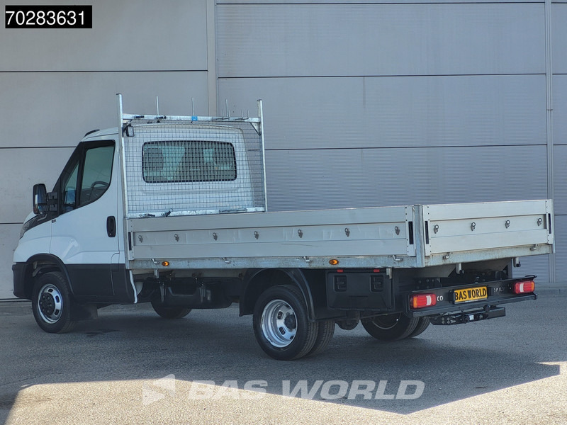 Iveco Daily 35C18 3.0L Open Laadbak Dubbellucht 3,5t Trekhaak Airco Cruise Camera Parkeersensoren Euro6 Meubelbak Koffer Airco Trekhaak Crui - כלי רכב מסחרי במיטה שטוחה: תמונה 2 Iveco Daily 35C18 3.0L Open Laadbak Dubbellucht 3,5t Trekhaak Airco Cruise Camera Parkeersensoren Euro6 Meubelbak Koffer Airco Trekhaak Crui - כלי רכב מסחרי במיטה שטוחה: תמונה 2