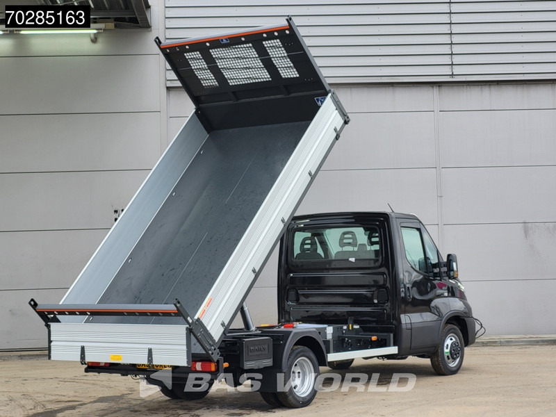 Iveco Daily 35C21 3.0L 210PK Automaat Open Laadbak 2025 ACC Airco CarPlay Pritsche Pickup Open Box Airco - כלי רכב מסחרי במיטה שטוחה: תמונה 3 Iveco Daily 35C21 3.0L 210PK Automaat Open Laadbak 2025 ACC Airco CarPlay Pritsche Pickup Open Box Airco - כלי רכב מסחרי במיטה שטוחה: תמונה 3