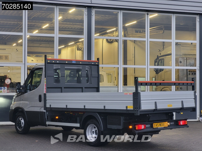 Iveco Daily 35C21 3.0L 210PK Automaat Open Laadbak 2025 model ACC Airco CarPlay Pritsche Pickup Open Box Airco - כלי רכב מסחרי במיטה שטוחה: תמונה 5 Iveco Daily 35C21 3.0L 210PK Automaat Open Laadbak 2025 model ACC Airco CarPlay Pritsche Pickup Open Box Airco - כלי רכב מסחרי במיטה שטוחה: תמונה 5