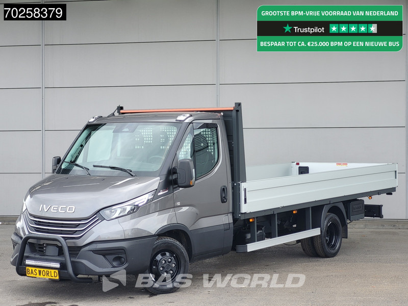 Iveco Daily 35C21 3.0L Black Edition Automaat 210PK 2025-Model Open laadbak Dubbellucht CarPlay ACC LED 3,5T Trekvermogen Euro6 Pritsche Pic - כלי רכב מסחרי במיטה שטוחה: תמונה 1 Iveco Daily 35C21 3.0L Black Edition Automaat 210PK 2025-Model Open laadbak Dubbellucht CarPlay ACC LED 3,5T Trekvermogen Euro6 Pritsche Pic - כלי רכב מסחרי במיטה שטוחה: תמונה 1
