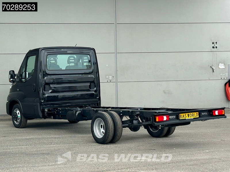 Iveco Daily 35C21 Automaat Chassis Cabine 410WB ACC LED Parkeersensoren Fahrgestell Chassis - כלי רכב מסחרי: תמונה 2 Iveco Daily 35C21 Automaat Chassis Cabine 410WB ACC LED Parkeersensoren Fahrgestell Chassis - כלי רכב מסחרי: תמונה 2