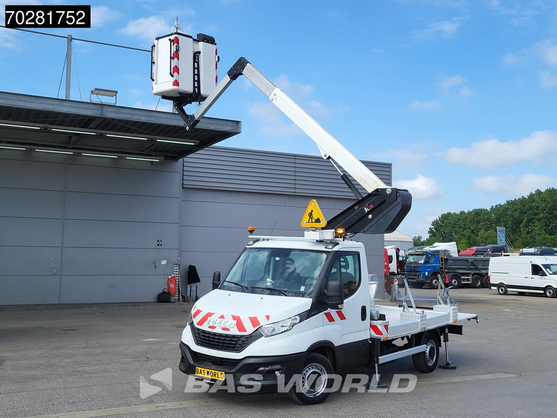 Iveco Daily 35S14 Hoogwerker 11meter Werkhoogte Klubb Navi Airco Cruise Cmaera Parkeersensoren Nacelle Arbeitsbühne 2Personen Airco Cruise c - כלי רכב מסחרי: תמונה 3 Iveco Daily 35S14 Hoogwerker 11meter Werkhoogte Klubb Navi Airco Cruise Cmaera Parkeersensoren Nacelle Arbeitsbühne 2Personen Airco Cruise c - כלי רכב מסחרי: תמונה 3