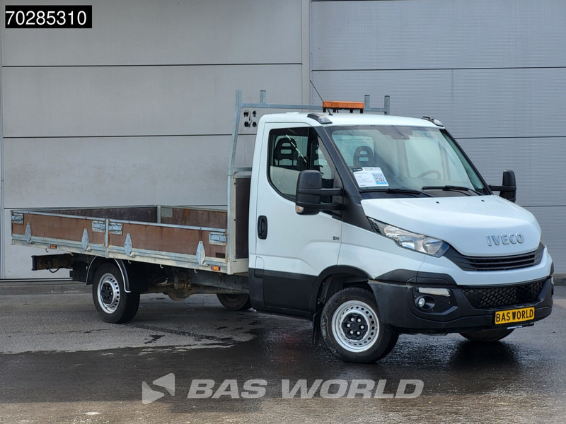 Iveco Daily 35S14 Open Laadbak 3,5t Trekhaak Airco Cruise Euro6 Pritsche Pickup Open Box Airco Trekhaak Cruise control - כלי רכב מסחרי במיטה שטוחה: תמונה 2 Iveco Daily 35S14 Open Laadbak 3,5t Trekhaak Airco Cruise Euro6 Pritsche Pickup Open Box Airco Trekhaak Cruise control - כלי רכב מסחרי במיטה שטוחה: תמונה 2
