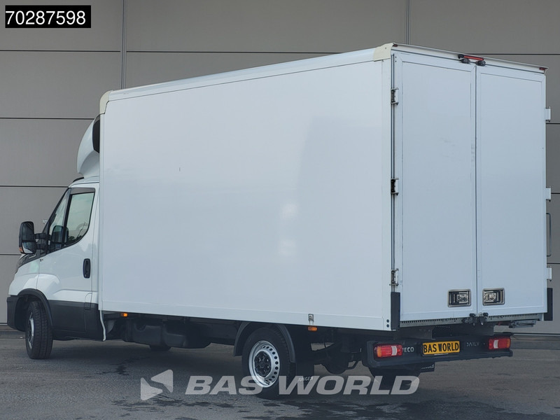 Iveco Daily 35S16 Automaat Bakwagen Achterdeuren 160PK Airco Camera Euro6 Meubelbak Koffer 21m3 Airco - כלי רכב מסחרי עם תיבה: תמונה 2 Iveco Daily 35S16 Automaat Bakwagen Achterdeuren 160PK Airco Camera Euro6 Meubelbak Koffer 21m3 Airco - כלי רכב מסחרי עם תיבה: תמונה 2