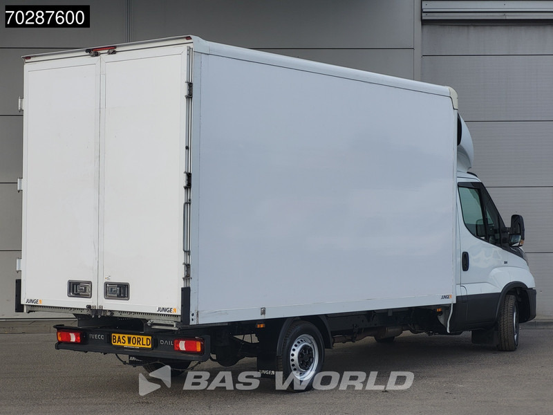 Iveco Daily 35S16 Automaat Bakwagen Achterdeuren 160PK Airco Camera Euro6 Meubelbak Koffer 21m3 Airco - כלי רכב מסחרי עם תיבה: תמונה 2 Iveco Daily 35S16 Automaat Bakwagen Achterdeuren 160PK Airco Camera Euro6 Meubelbak Koffer 21m3 Airco - כלי רכב מסחרי עם תיבה: תמונה 2