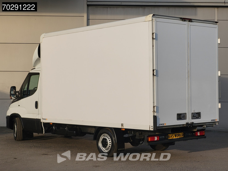 Iveco Daily 35S16 Automaat Bakwagen Achterdeuren 160PK Airco Camera Euro6 Meubelbak Koffer 21m3 Airco - כלי רכב מסחרי עם תיבה: תמונה 2 Iveco Daily 35S16 Automaat Bakwagen Achterdeuren 160PK Airco Camera Euro6 Meubelbak Koffer 21m3 Airco - כלי רכב מסחרי עם תיבה: תמונה 2