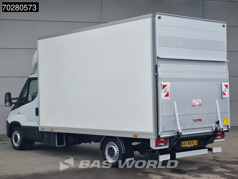 Iveco Daily 35S16 Automaat Bakwagen Laadklep Zijdeur Airco Cruise Euro6 Koffer Meubelbak Airco Cruise control - כלי רכב מסחרי עם תיבה: תמונה 2 Iveco Daily 35S16 Automaat Bakwagen Laadklep Zijdeur Airco Cruise Euro6 Koffer Meubelbak Airco Cruise control - כלי רכב מסחרי עם תיבה: תמונה 2