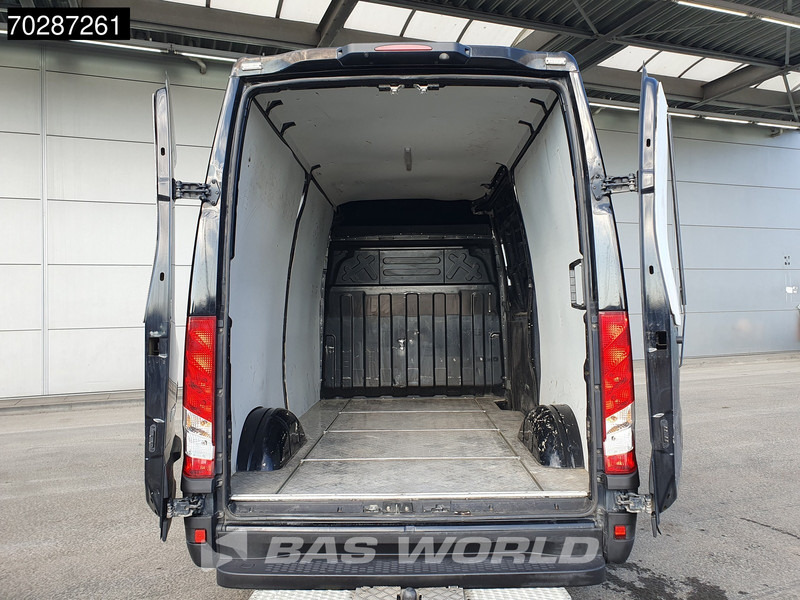 Iveco Daily 35S16 Automaat L2H2 3,5t Trekhaak Airco Cruise Camera Euro6 L2 11m3 Airco Trekhaak Cruise control - כלי רכב מסחרי עם לוח: תמונה 3 Iveco Daily 35S16 Automaat L2H2 3,5t Trekhaak Airco Cruise Camera Euro6 L2 11m3 Airco Trekhaak Cruise control - כלי רכב מסחרי עם לוח: תמונה 3