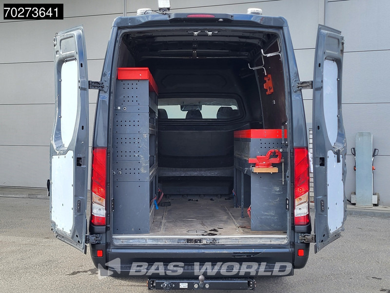 Iveco Daily 35S16 Dubbel Cabine Automaat 3,5t Trekhaak Werkplaatsinrichting LED Airco Cruise Camera Parkeersensoren DC Doka Mixto 8m3 Airco - כלי רכב מסחרי עם לוח: תמונה 5 Iveco Daily 35S16 Dubbel Cabine Automaat 3,5t Trekhaak Werkplaatsinrichting LED Airco Cruise Camera Parkeersensoren DC Doka Mixto 8m3 Airco - כלי רכב מסחרי עם לוח: תמונה 5