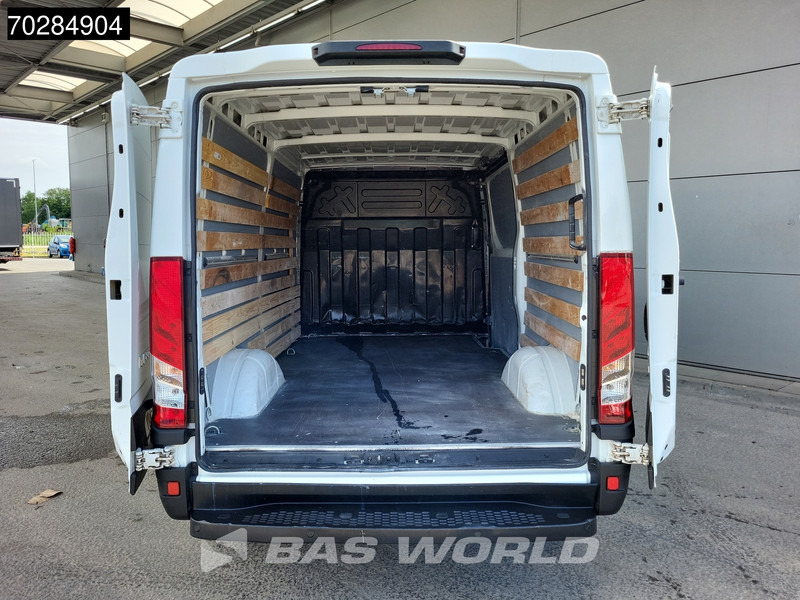 Iveco Daily 35S18 3.0L Automaat 180PK Airco Cruise 3,5t Trekgewicht Euro6 APK 05-2026 9m3 Airco Cruise control - כלי רכב מסחרי עם לוח: תמונה 3 Iveco Daily 35S18 3.0L Automaat 180PK Airco Cruise 3,5t Trekgewicht Euro6 APK 05-2026 9m3 Airco Cruise control - כלי רכב מסחרי עם לוח: תמונה 3