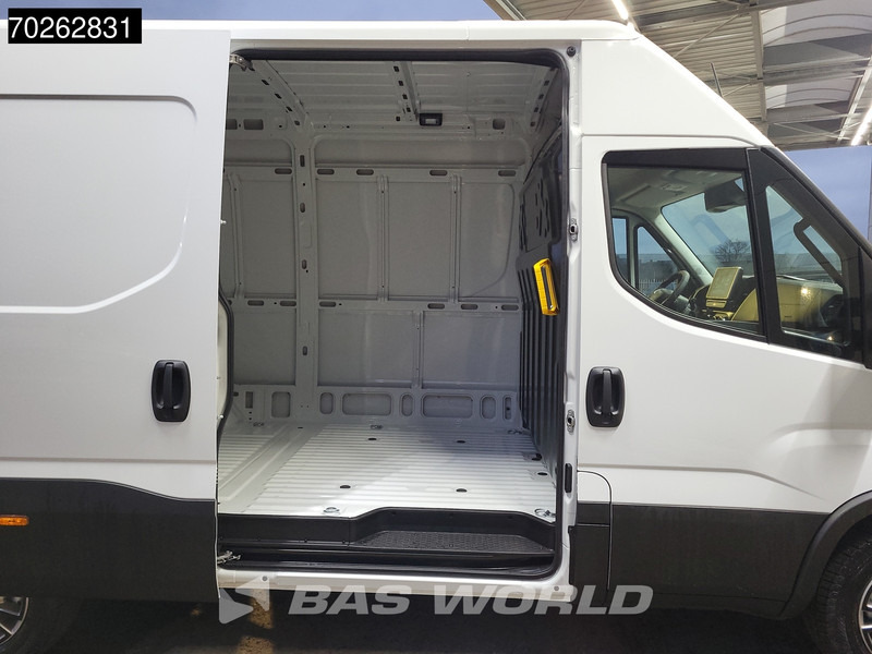 Iveco Daily 35S21 210PK 3.0L Automaat 2025 model L2H2 ACC LED CarPlay Velgen Camera 12m3 Airco - כלי רכב מסחרי עם לוח: תמונה 3 Iveco Daily 35S21 210PK 3.0L Automaat 2025 model L2H2 ACC LED CarPlay Velgen Camera 12m3 Airco - כלי רכב מסחרי עם לוח: תמונה 3