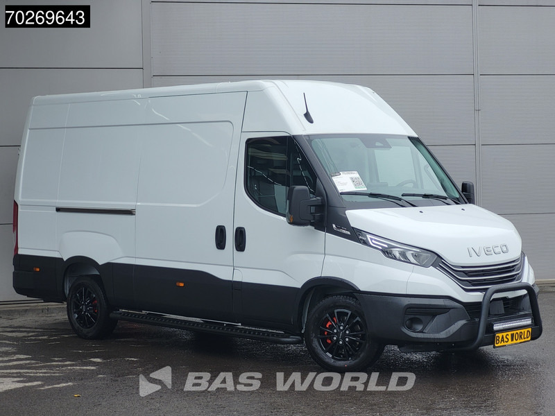 Iveco Daily 35S21 3.0L Automaat Black Edition 2025 model L2H2 Trekhaak Tacho ACC LED CarPlay Velgen Camera 12m3 Airco Trekhaak - כלי רכב מסחרי עם לוח: תמונה 5 Iveco Daily 35S21 3.0L Automaat Black Edition 2025 model L2H2 Trekhaak Tacho ACC LED CarPlay Velgen Camera 12m3 Airco Trekhaak - כלי רכב מסחרי עם לוח: תמונה 5