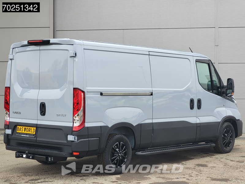 Iveco Daily 35S21 3.0L Black Edition Automaat L2H1 210PK Laag Dak 2025-Model 3,5t Trekhaak ACC Navi LED Camera Parkeersensoren Euro6 L2 8m3 - כלי רכב מסחרי עם לוח: תמונה 3 Iveco Daily 35S21 3.0L Black Edition Automaat L2H1 210PK Laag Dak 2025-Model 3,5t Trekhaak ACC Navi LED Camera Parkeersensoren Euro6 L2 8m3 - כלי רכב מסחרי עם לוח: תמונה 3