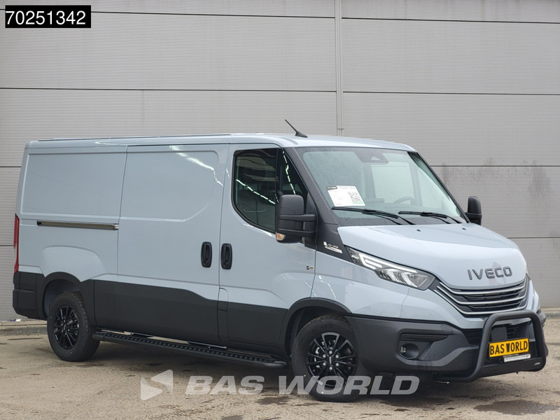 Iveco Daily 35S21 3.0L Black Edition Automaat L2H1 210PK Laag Dak 2025-Model 3,5t Trekhaak ACC Navi LED Camera Parkeersensoren Euro6 L2 8m3 - כלי רכב מסחרי עם לוח: תמונה 2 Iveco Daily 35S21 3.0L Black Edition Automaat L2H1 210PK Laag Dak 2025-Model 3,5t Trekhaak ACC Navi LED Camera Parkeersensoren Euro6 L2 8m3 - כלי רכב מסחרי עם לוח: תמונה 2