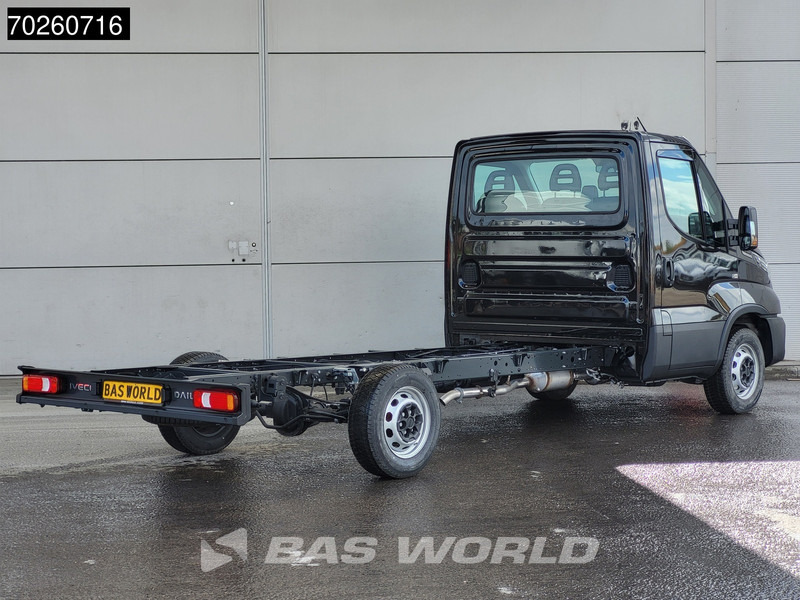 Iveco Daily 35S21 Chassiscabine Automaat 410WB ACC LED Parkeersensoren Euro6 Fahrgestell Chassis Airco - כלי רכב מסחרי: תמונה 3 Iveco Daily 35S21 Chassiscabine Automaat 410WB ACC LED Parkeersensoren Euro6 Fahrgestell Chassis Airco - כלי רכב מסחרי: תמונה 3