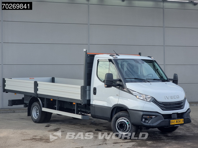 Iveco Daily 70C18 3.0L Automaat 525cm Open laadbak Trekhaak ACC Navi Airco Pickup Pritsche Airco Trekhaak - כלי רכב מסחרי במיטה שטוחה: תמונה 3 Iveco Daily 70C18 3.0L Automaat 525cm Open laadbak Trekhaak ACC Navi Airco Pickup Pritsche Airco Trekhaak - כלי רכב מסחרי במיטה שטוחה: תמונה 3