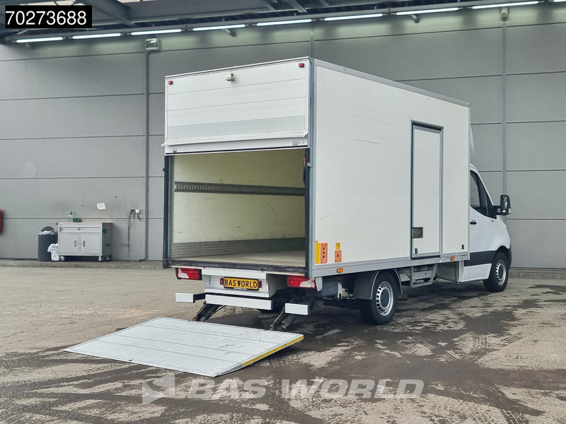 Mercedes-Benz Sprinter 314 CDI Automaat Laadklep Zijdeur Bakwagen Airco Cruise Camera MBUX Meubelbak Koffer 20Airco Cruise control - כלי רכב מסחרי עם תיבה: תמונה 3 Mercedes-Benz Sprinter 314 CDI Automaat Laadklep Zijdeur Bakwagen Airco Cruise Camera MBUX Meubelbak Koffer 20Airco Cruise control - כלי רכב מסחרי עם תיבה: תמונה 3