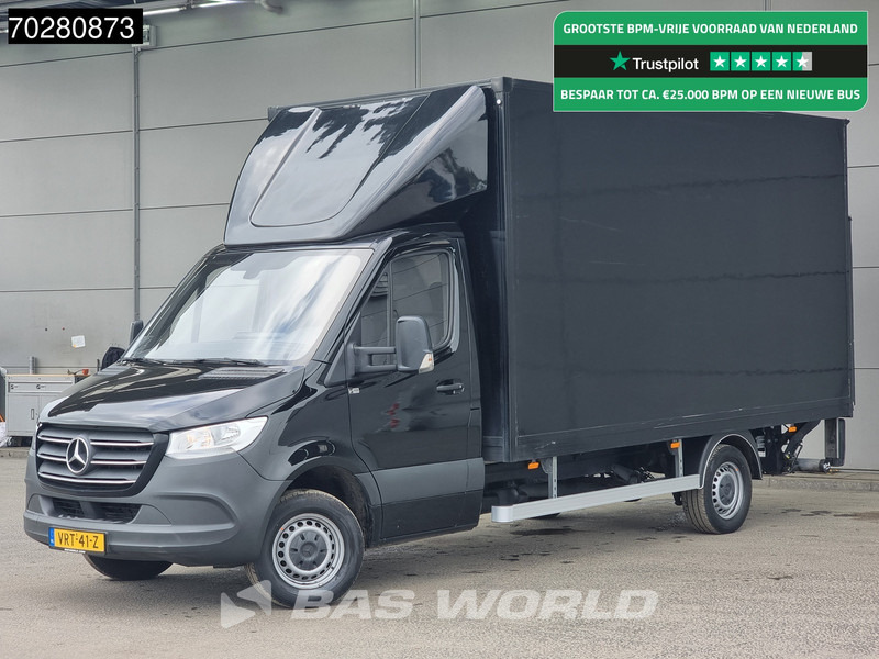 Mercedes-Benz Sprinter 314 CDI Laadklep Automaat Zijdeur Bakwagen Airco Cruise Carplay MBUX Meubelbak Koffer 21m3 Airco Cruise control - כלי רכב מסחרי עם תיבה: תמונה 1 Mercedes-Benz Sprinter 314 CDI Laadklep Automaat Zijdeur Bakwagen Airco Cruise Carplay MBUX Meubelbak Koffer 21m3 Airco Cruise control - כלי רכב מסחרי עם תיבה: תמונה 1