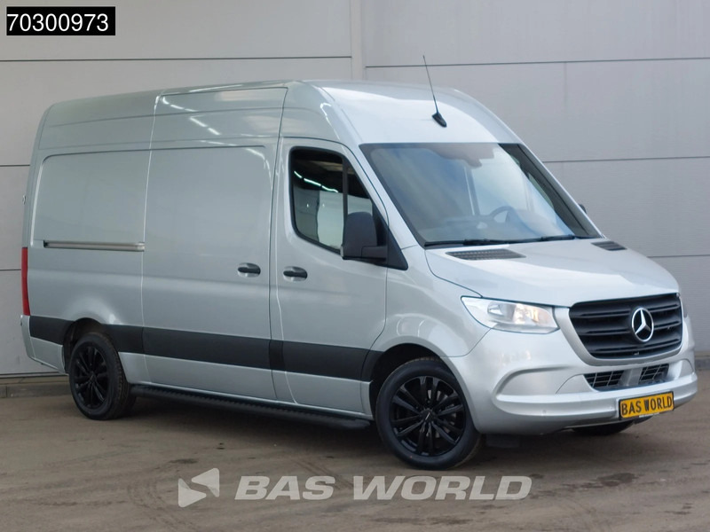 Mercedes-Benz Sprinter 315 CDI Special Edition Automaat L2H2 Airco Camera Parkeersensoren v+a MBUX CarPlay Velgen Euro6 L2 Airco - כלי רכב מסחרי קטן: תמונה 3 Mercedes-Benz Sprinter 315 CDI Special Edition Automaat L2H2 Airco Camera Parkeersensoren v+a MBUX CarPlay Velgen Euro6 L2 Airco - כלי רכב מסחרי קטן: תמונה 3