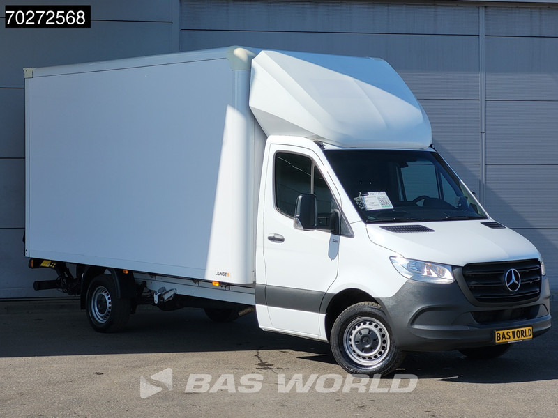 Mercedes-Benz Sprinter 317 CDI Automaat Bakwagen Laadklep Camera Airco Koffer Meubelbak 20m3 Airco - כלי רכב מסחרי עם תיבה: תמונה 2 Mercedes-Benz Sprinter 317 CDI Automaat Bakwagen Laadklep Camera Airco Koffer Meubelbak 20m3 Airco - כלי רכב מסחרי עם תיבה: תמונה 2