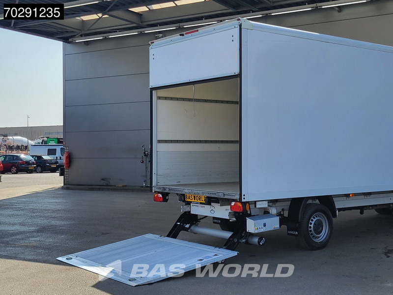 Mercedes-Benz Sprinter 317 CDI Automaat Bakwagen Laadklep Camera Airco Koffer Meubelbak 21m3 Airco - כלי רכב מסחרי עם תיבה: תמונה 5 Mercedes-Benz Sprinter 317 CDI Automaat Bakwagen Laadklep Camera Airco Koffer Meubelbak 21m3 Airco - כלי רכב מסחרי עם תיבה: תמונה 5