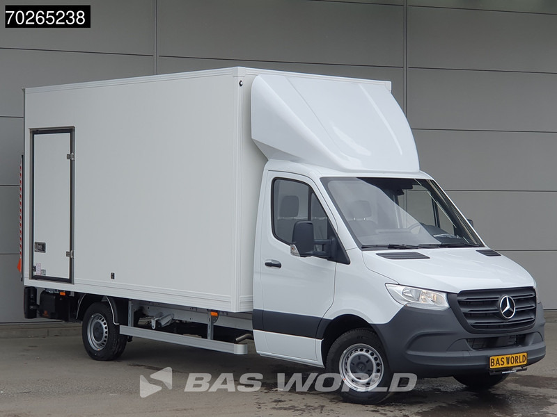 Mercedes-Benz Sprinter 317 CDI Automaat Laadklep Zijdeur Bakwagen Navi Airco Cruise MBUX Euro6 Meubelbak Koffer 21m3 Airco Cruise control - כלי רכב מסחרי עם תיבה: תמונה 5 Mercedes-Benz Sprinter 317 CDI Automaat Laadklep Zijdeur Bakwagen Navi Airco Cruise MBUX Euro6 Meubelbak Koffer 21m3 Airco Cruise control - כלי רכב מסחרי עם תיבה: תמונה 5
