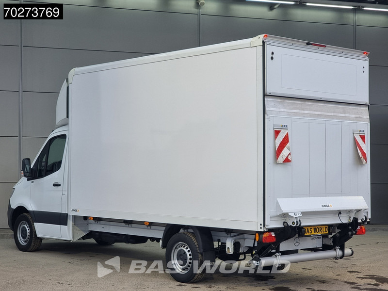 Mercedes-Benz Sprinter 317 CDI Bakwagen Automaat Laadklep Camera Meubelbak Koffer LBW 20m3 Airco - כלי רכב מסחרי עם תיבה: תמונה 2 Mercedes-Benz Sprinter 317 CDI Bakwagen Automaat Laadklep Camera Meubelbak Koffer LBW 20m3 Airco - כלי רכב מסחרי עם תיבה: תמונה 2