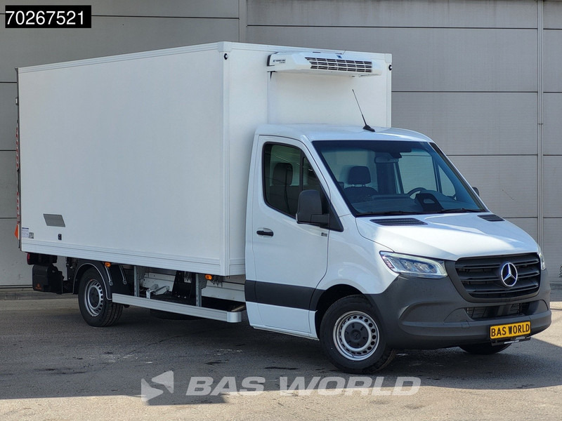Mercedes-Benz Sprinter 317 CDI Koelwagen Vriezer Laadklep Thermo King V-200 MAX 230V Stekker LED Airco 10inch MBUX CarPlay Euro6 Koel Koeler Kühl Kühle - כלי רכב מסחרי לקירור: תמונה 5 Mercedes-Benz Sprinter 317 CDI Koelwagen Vriezer Laadklep Thermo King V-200 MAX 230V Stekker LED Airco 10inch MBUX CarPlay Euro6 Koel Koeler Kühl Kühle - כלי רכב מסחרי לקירור: תמונה 5