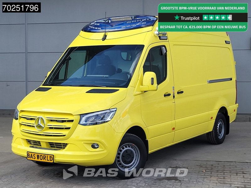 Mercedes-Benz Sprinter 319 CDI Automaat L2H2 New! Ambulance Ziekenwagen Rettungswagen Krankenwagen 10m3 Airco Cruise control - אמבולנס: תמונה 1 Mercedes-Benz Sprinter 319 CDI Automaat L2H2 New! Ambulance Ziekenwagen Rettungswagen Krankenwagen 10m3 Airco Cruise control - אמבולנס: תמונה 1