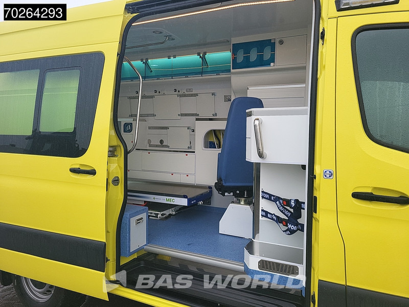 Mercedes-Benz Sprinter 319 CDI Automaat Nieuw! Complete Ambulance Ziekenwagen Rettungswagen Krankenwagen Airco - אמבולנס: תמונה 5 Mercedes-Benz Sprinter 319 CDI Automaat Nieuw! Complete Ambulance Ziekenwagen Rettungswagen Krankenwagen Airco - אמבולנס: תמונה 5