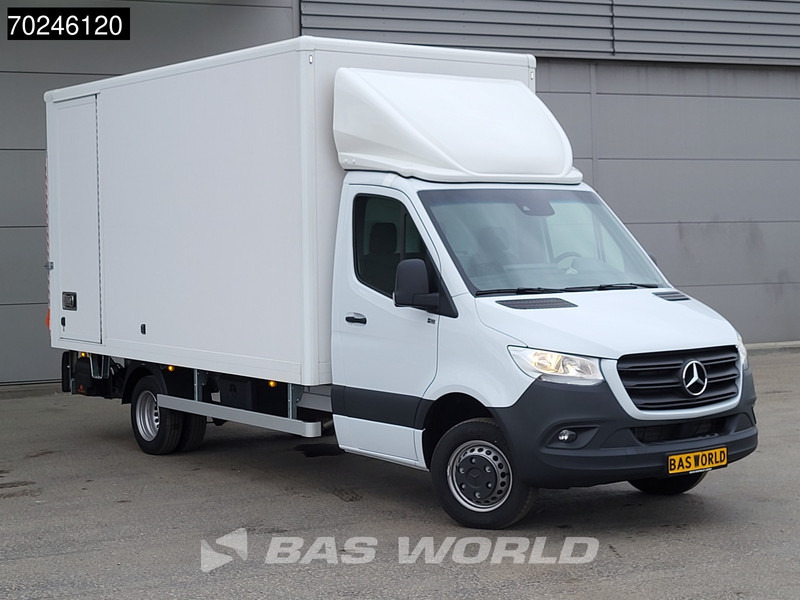Mercedes-Benz Sprinter 515 CDI Automaat 1000kg Laadklep Dubbellucht Bakwagen MBUX Airco Cruise MBUX Koffer Meubelbak 21m3 Airco Cruise control - כלי רכב מסחרי עם תיבה: תמונה 2 Mercedes-Benz Sprinter 515 CDI Automaat 1000kg Laadklep Dubbellucht Bakwagen MBUX Airco Cruise MBUX Koffer Meubelbak 21m3 Airco Cruise control - כלי רכב מסחרי עם תיבה: תמונה 2