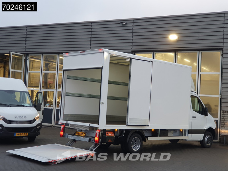 Mercedes-Benz Sprinter 515 CDI Automaat 1000kg Laadklep Zijdeur Dubbellucht Bakwagen MBUX Airco Cruise CarPlay D'Hollandia Euro6 Koffer Meubelbak 21m3 - כלי רכב מסחרי עם תיבה: תמונה 3 Mercedes-Benz Sprinter 515 CDI Automaat 1000kg Laadklep Zijdeur Dubbellucht Bakwagen MBUX Airco Cruise CarPlay D'Hollandia Euro6 Koffer Meubelbak 21m3 - כלי רכב מסחרי עם תיבה: תמונה 3