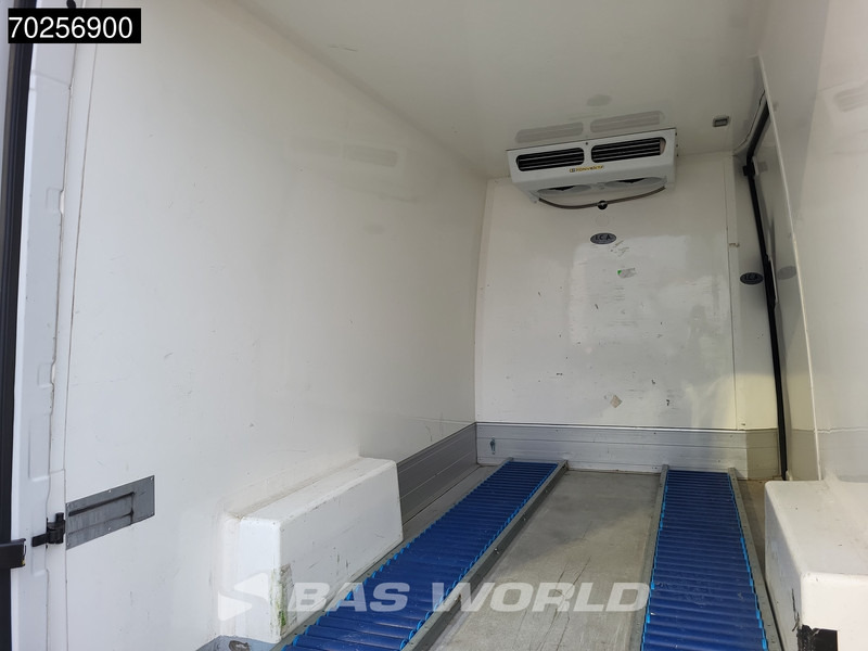 Volkswagen Crafter 140pk L3H3 Koelwagen Konvekta Airco Cruise Camera Koel Koeler Kühlwagen 9m3 Airco Cruise control - כלי רכב מסחרי לקירור: תמונה 5 Volkswagen Crafter 140pk L3H3 Koelwagen Konvekta Airco Cruise Camera Koel Koeler Kühlwagen 9m3 Airco Cruise control - כלי רכב מסחרי לקירור: תמונה 5