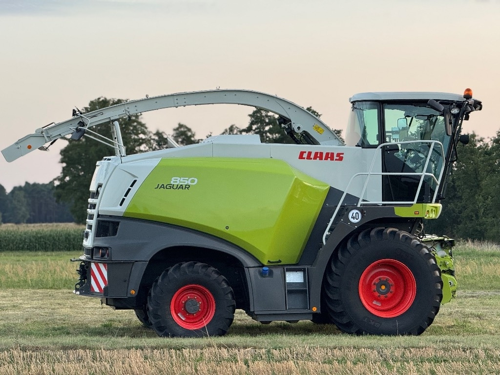 Claas Jaguar 850 Allrad - מקצרת מספוא: תמונה 4 Claas Jaguar 850 Allrad - מקצרת מספוא: תמונה 4