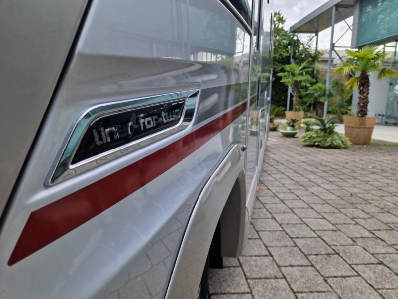 Carthago Liner For Two I 53 - רכב ממונע משולב: תמונה 5 Carthago Liner For Two I 53 - רכב ממונע משולב: תמונה 5