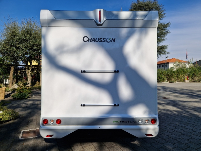 Chausson 640 First Line Ford - רכב ממונע חצי-משולב: תמונה 3 Chausson 640 First Line Ford - רכב ממונע חצי-משולב: תמונה 3