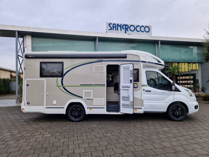 Chausson 788 Titanium Ultimate Ford M24 - רכב ממונע חצי-משולב: תמונה 2 Chausson 788 Titanium Ultimate Ford M24 - רכב ממונע חצי-משולב: תמונה 2