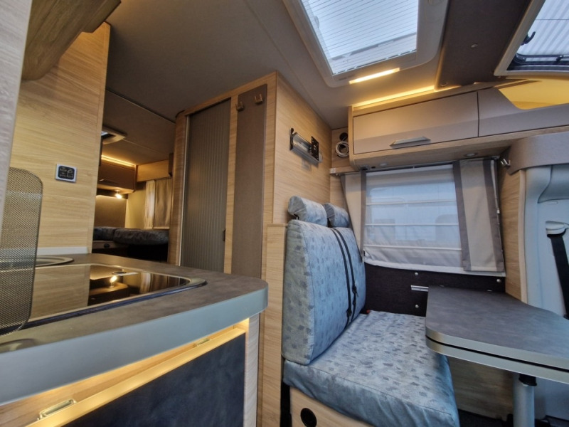 Knaus Van Ti Plus 650 MEG Platinum Selection - רכב ממונע חצי-משולב: תמונה 5 Knaus Van Ti Plus 650 MEG Platinum Selection - רכב ממונע חצי-משולב: תמונה 5